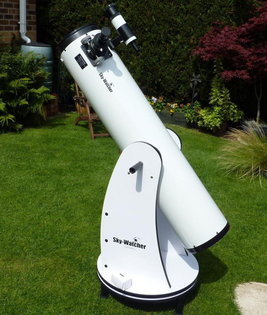 SkyWatcher Skyliner 200p Dobsonian Telescope in Hull, East Yorkshire