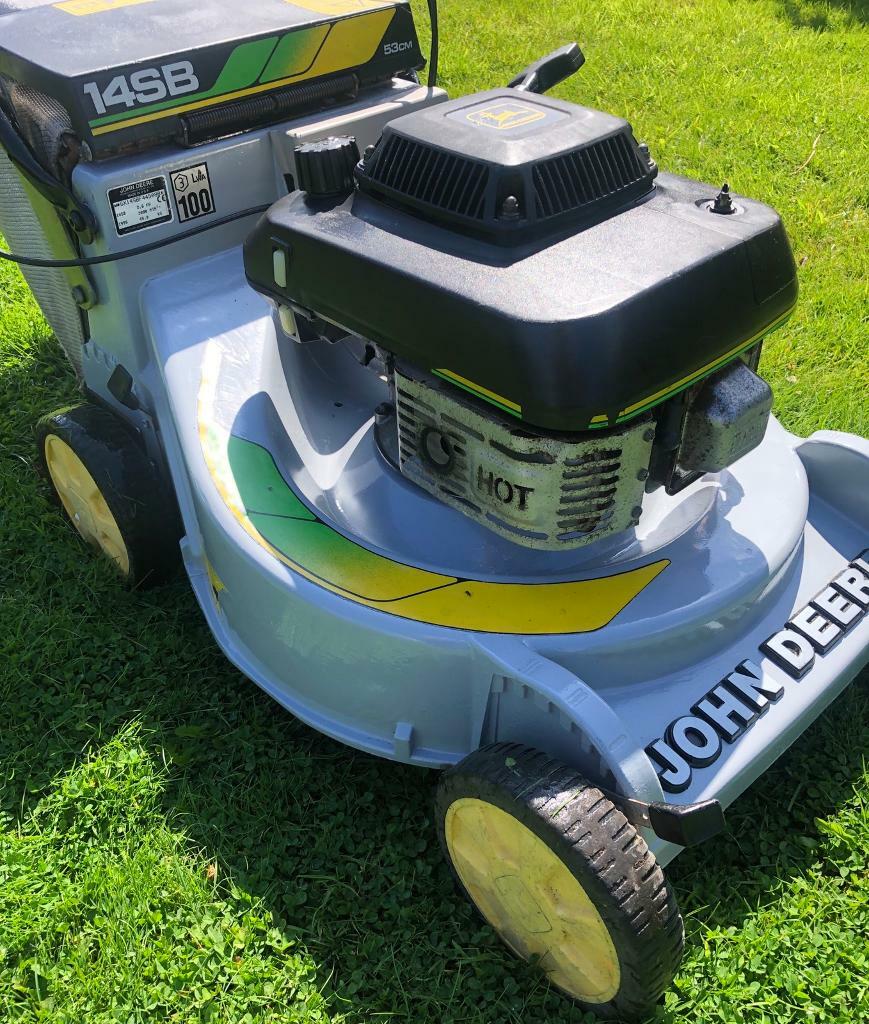 John Deere self propelled lawnmower Kawasaki serviced 21”cut alloy deck