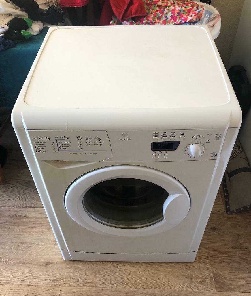 INDESIT WIXE127 DIGITAL MULTI PROGRAMME WASHING MACHINE 7kg DRUM in
