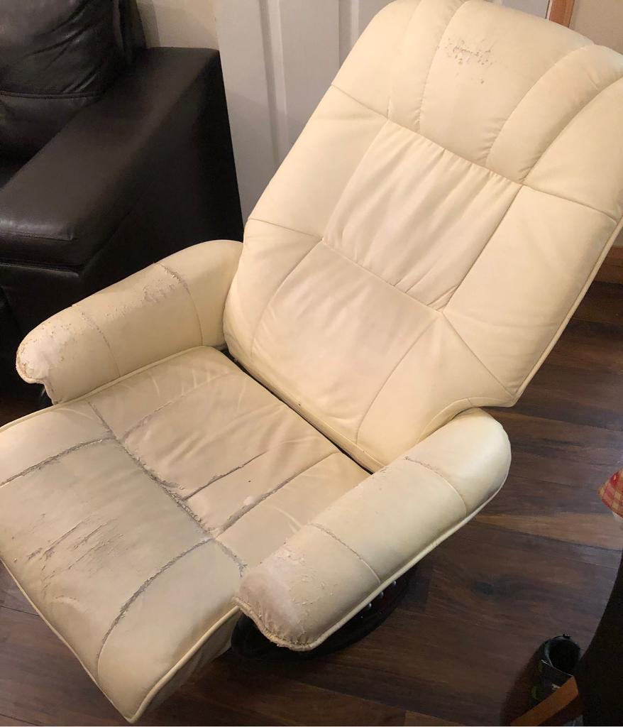Recliner Pivoting Massage Chair Matching Footstool Needs