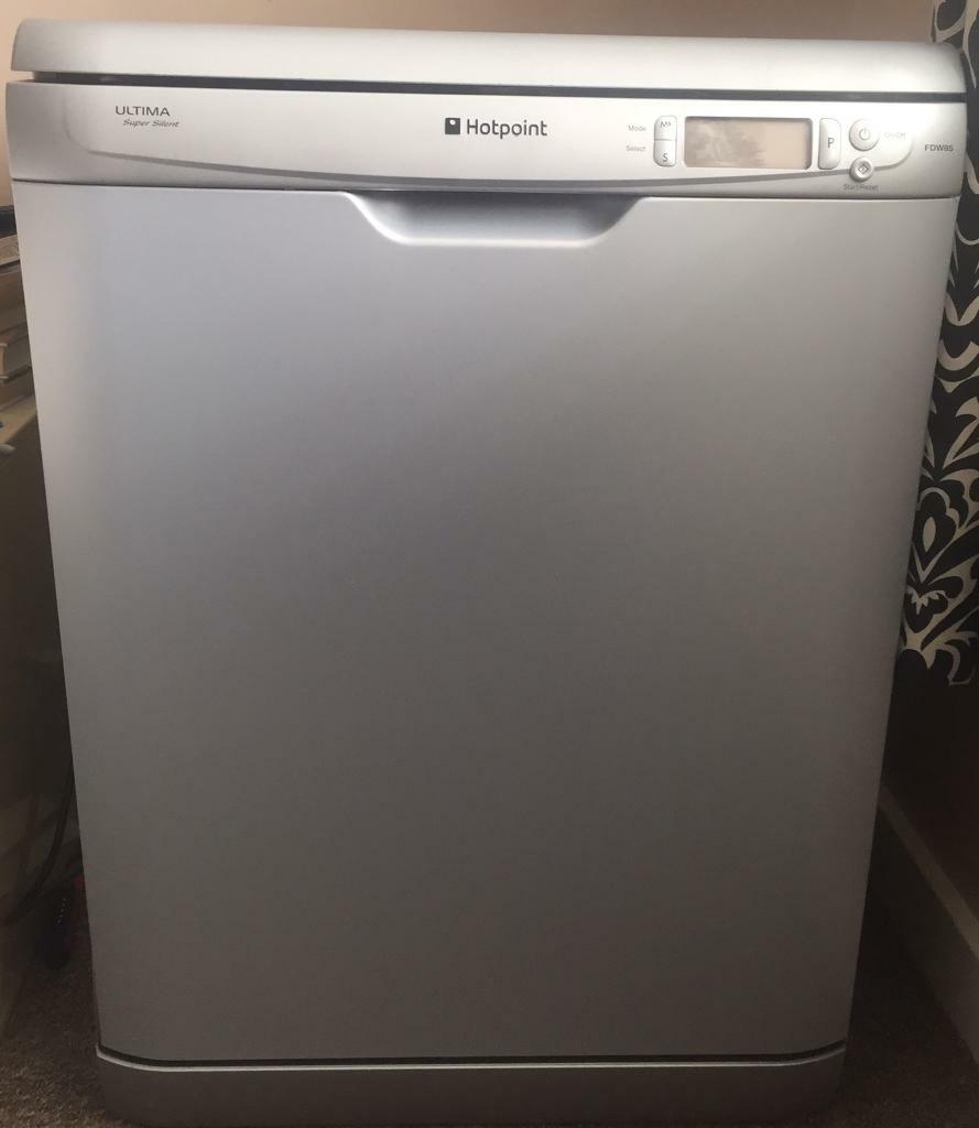 Hotpoint dishwasher ultima super silent in Newcastle, Tyne and Wear