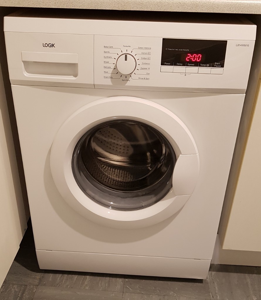Logik 8KG Washing Machine