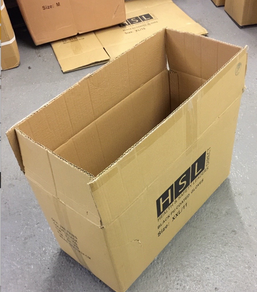 DOUBLE WALLED CARDBOARD BOXES GREAT CONDITION GOOD SIZE FOR STORAGE