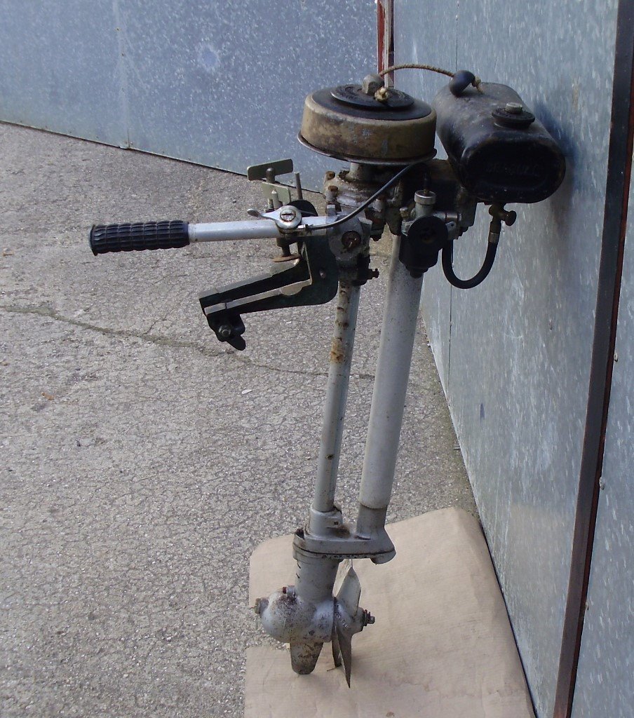 Outboard Motor British Seagull Forty Plus Boat Dinghy Sailing