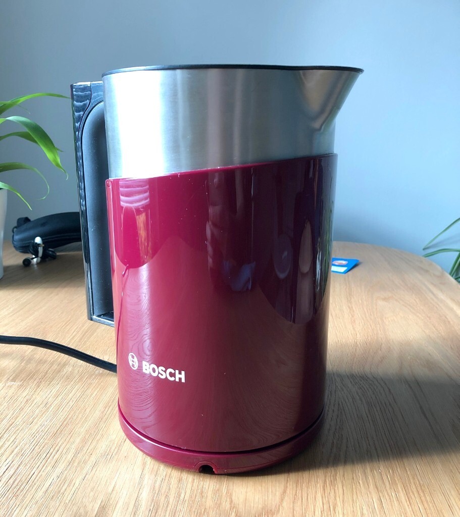BOSCH Kettle from John Lewis red & chrome excellent condition in