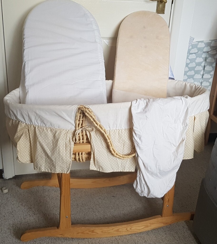 Bundle moses basket + stand + thick mattress 7cm + basket bedding