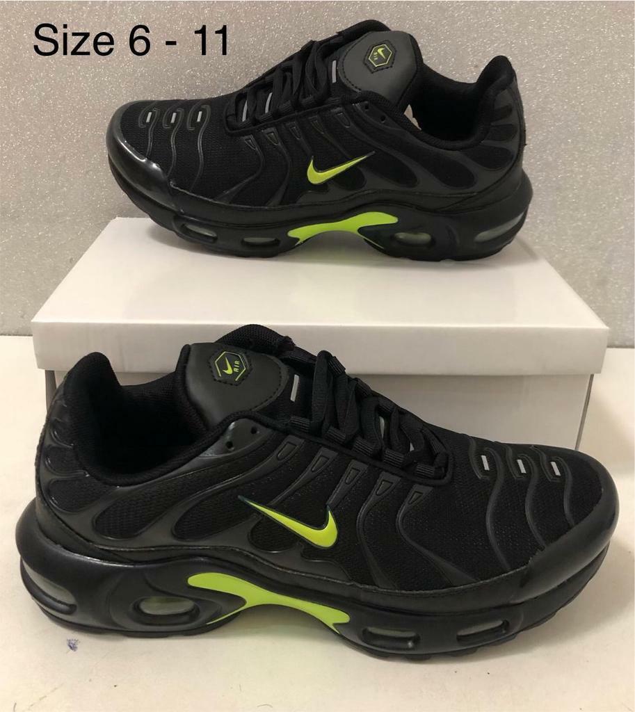 BRAND NEW NIKE AIRMAX TNS BLACK AND BLUE SIZE 6-11 WOMENS MANS KIDS VAPORMAX ANY COLOUR DESIGN