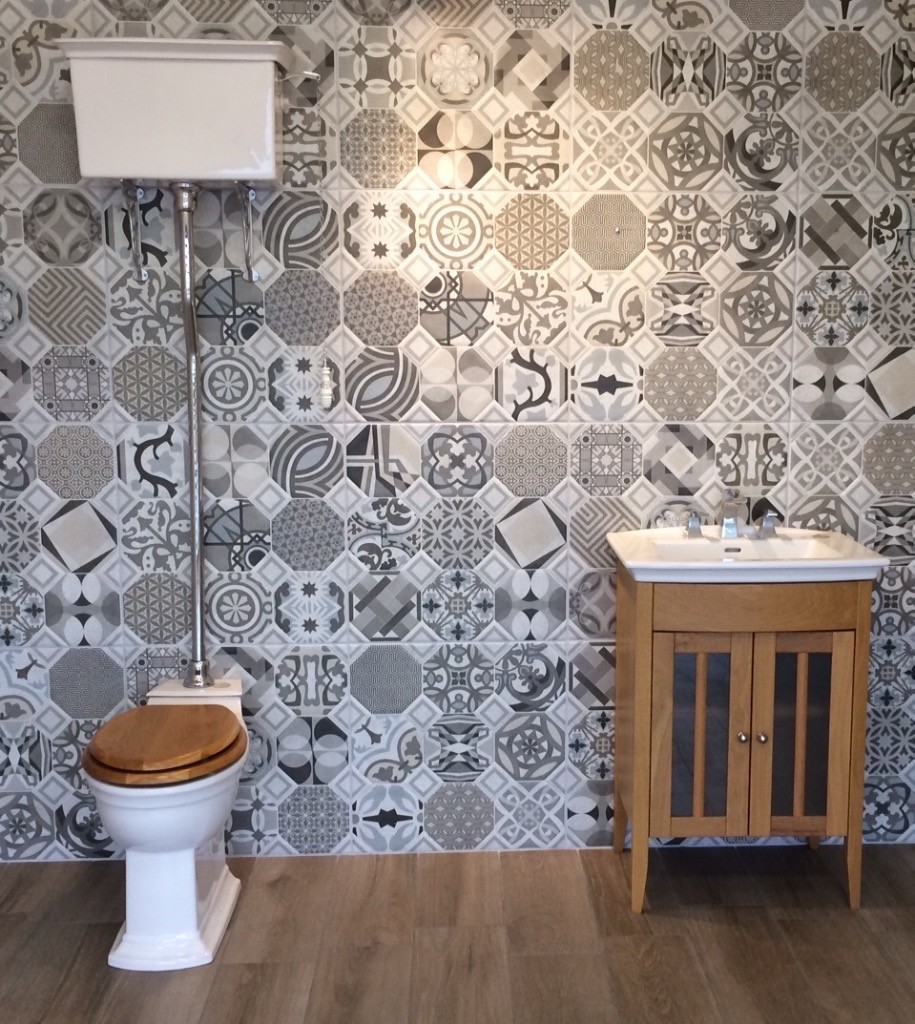 Stunning bathroom suite all brand new, exshowroom display, offers