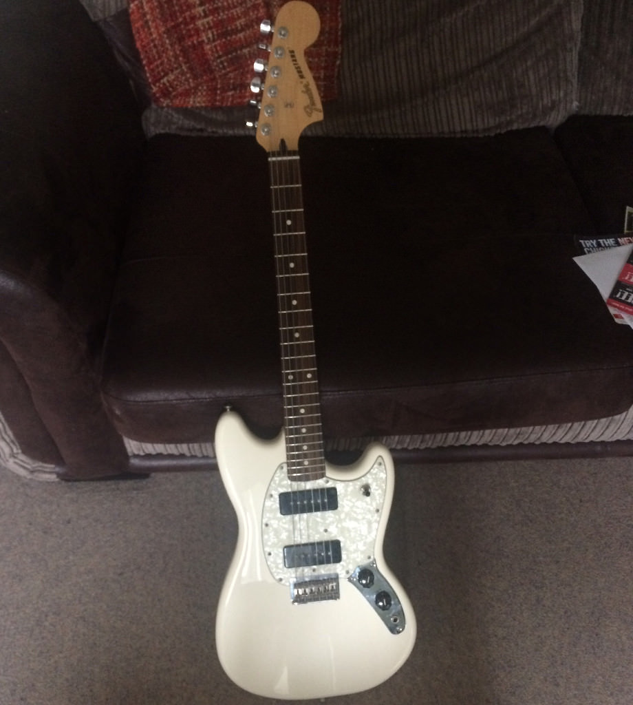 Fender Mustang Olympic White w/P90 Pickups in Lincoln, Lincolnshire