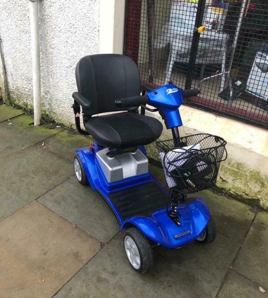 Mobility Scooter Large Travel 4 MPH | in Kilmarnock, East Ayrshire