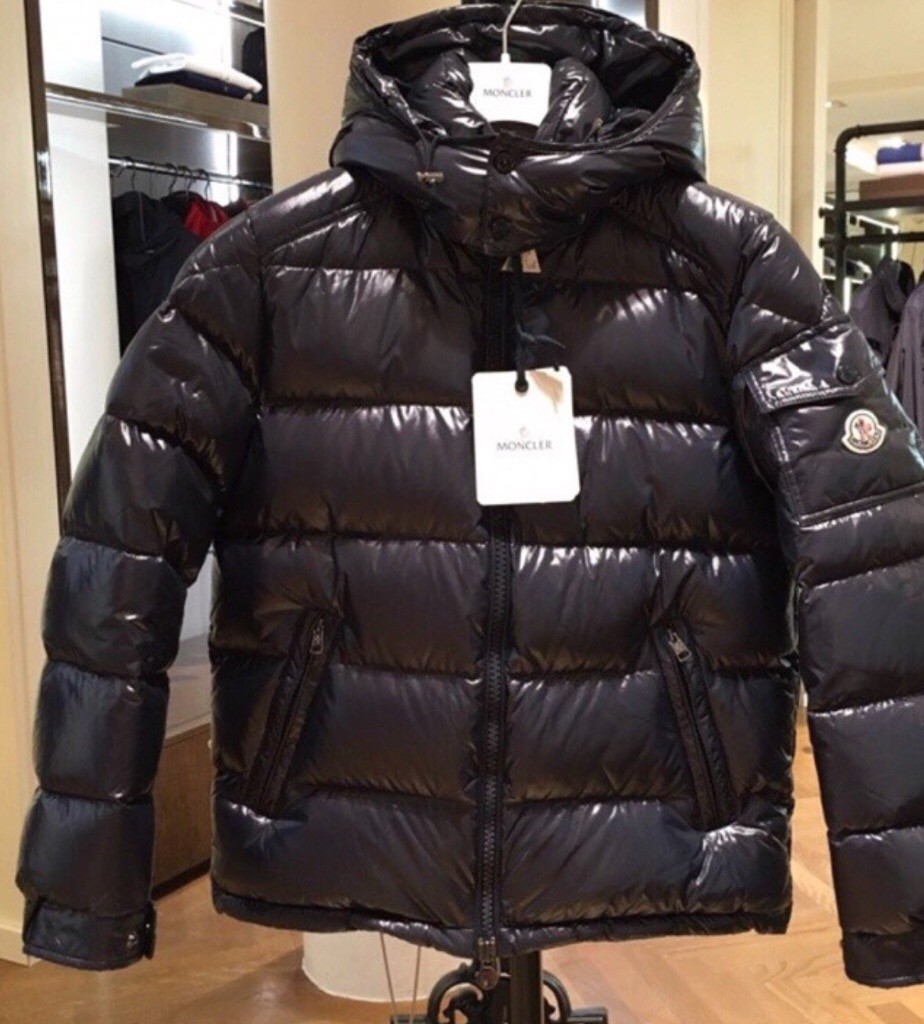 Moncler maya jacket coat size 2 and 3 M and L | in Stratford, London ...