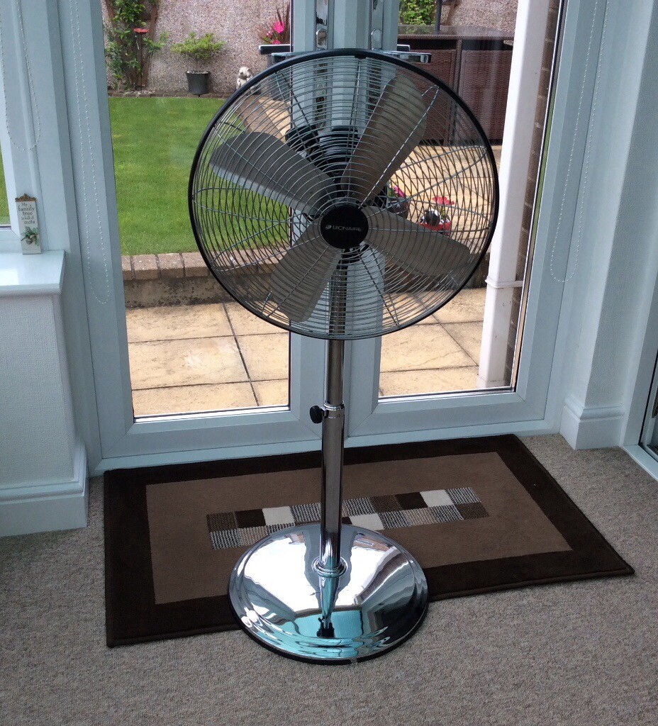Pedestal 19inch chrome fan in Coalpit Heath, Bristol Gumtree