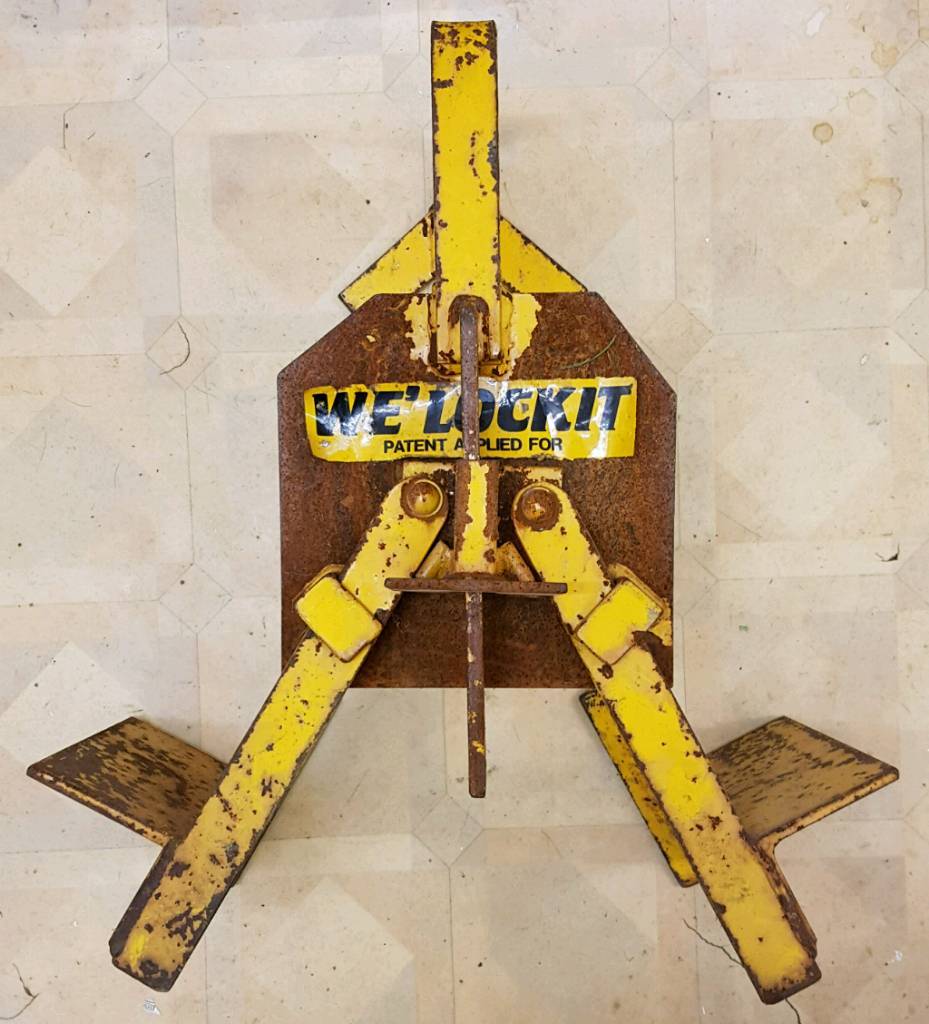 Heavy Duty Wheel Clamp security lock for car caravan or trailer in