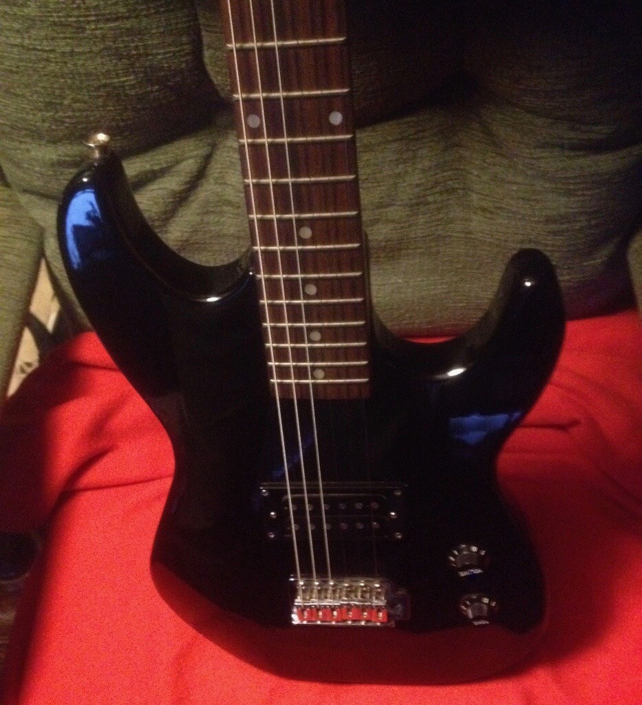 Encore Electric Guitar. in Grangemouth, Falkirk Gumtree