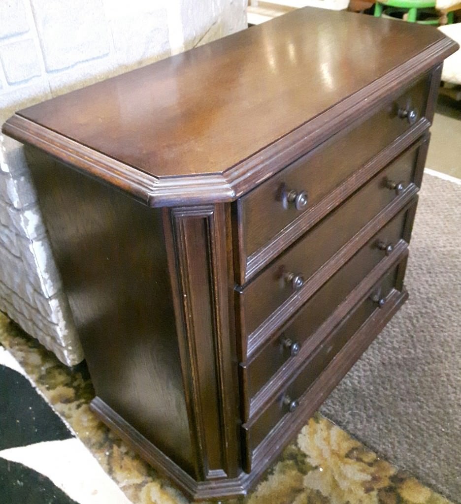 Vintage Dark Oak Solid 4 Drawer Chest of Drawers in Dewsbury, West Yorkshire Gumtree