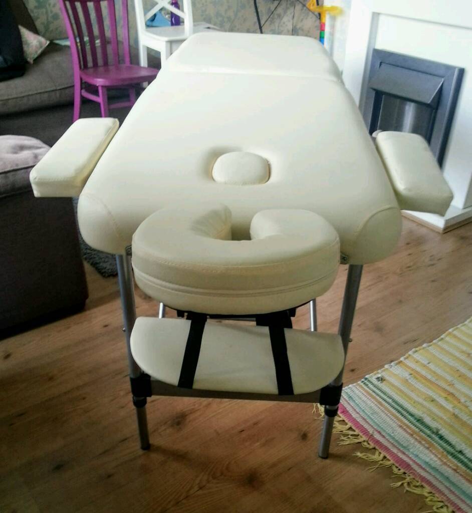 Ultra Lightweight 10kg Portable Massage Couch In Bracknell