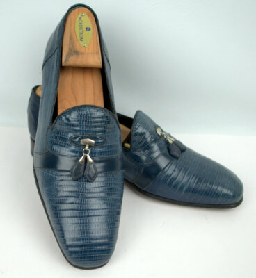 Mans Blue Lizard Slip on Tassel Loafer Ivory Bond Street Size 7M Very Nice
