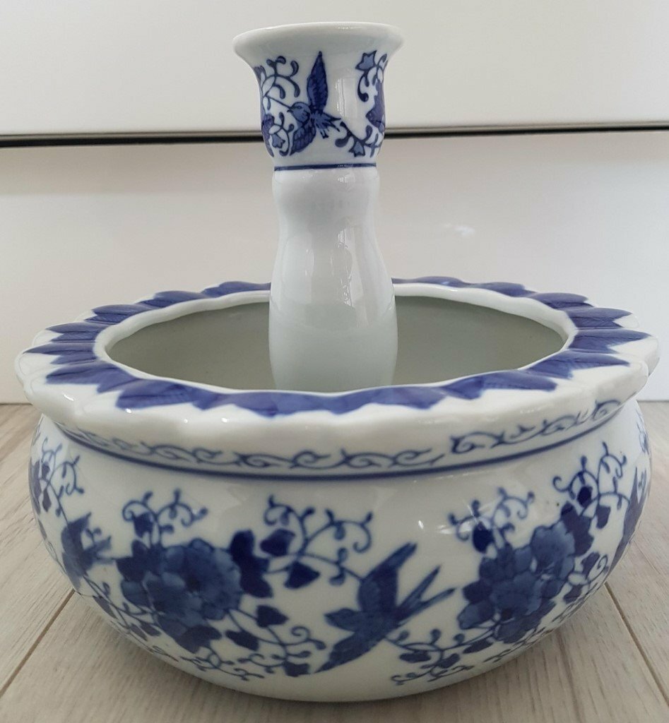 Blue and white large ceramic candle holder and bowl, good condition