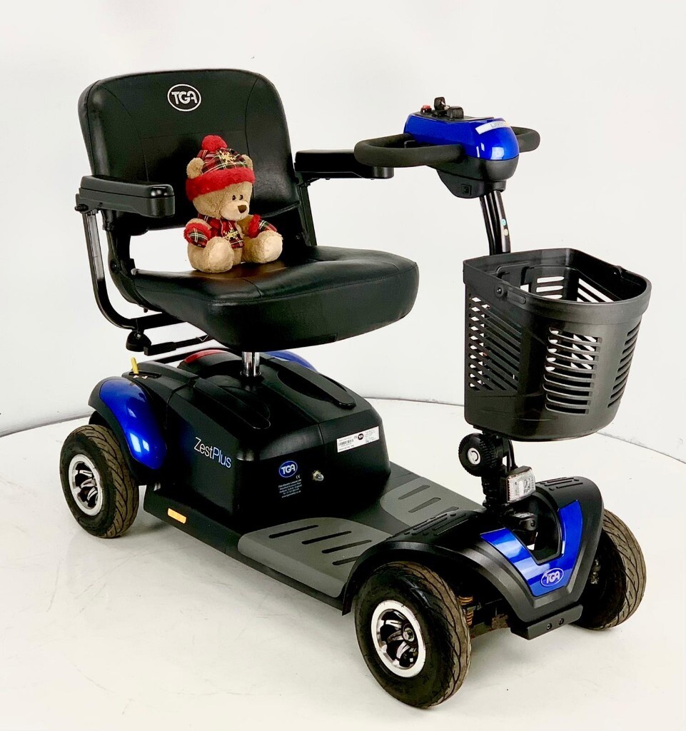 TGA Zest Plus Large splits apart travel mobility scooter in Hamilton