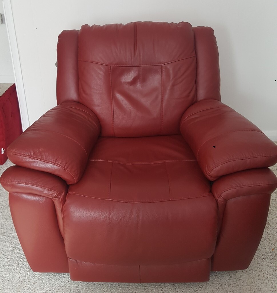Red leather sofa, reclining chair and puff in Carlton