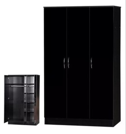 Brand New Ikea Pax Wardrobe White Frame With 2 X Vikadel Mirror