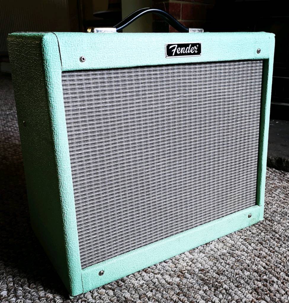 Fender Blues Junior Jr 15w valve amp in Auckland, County