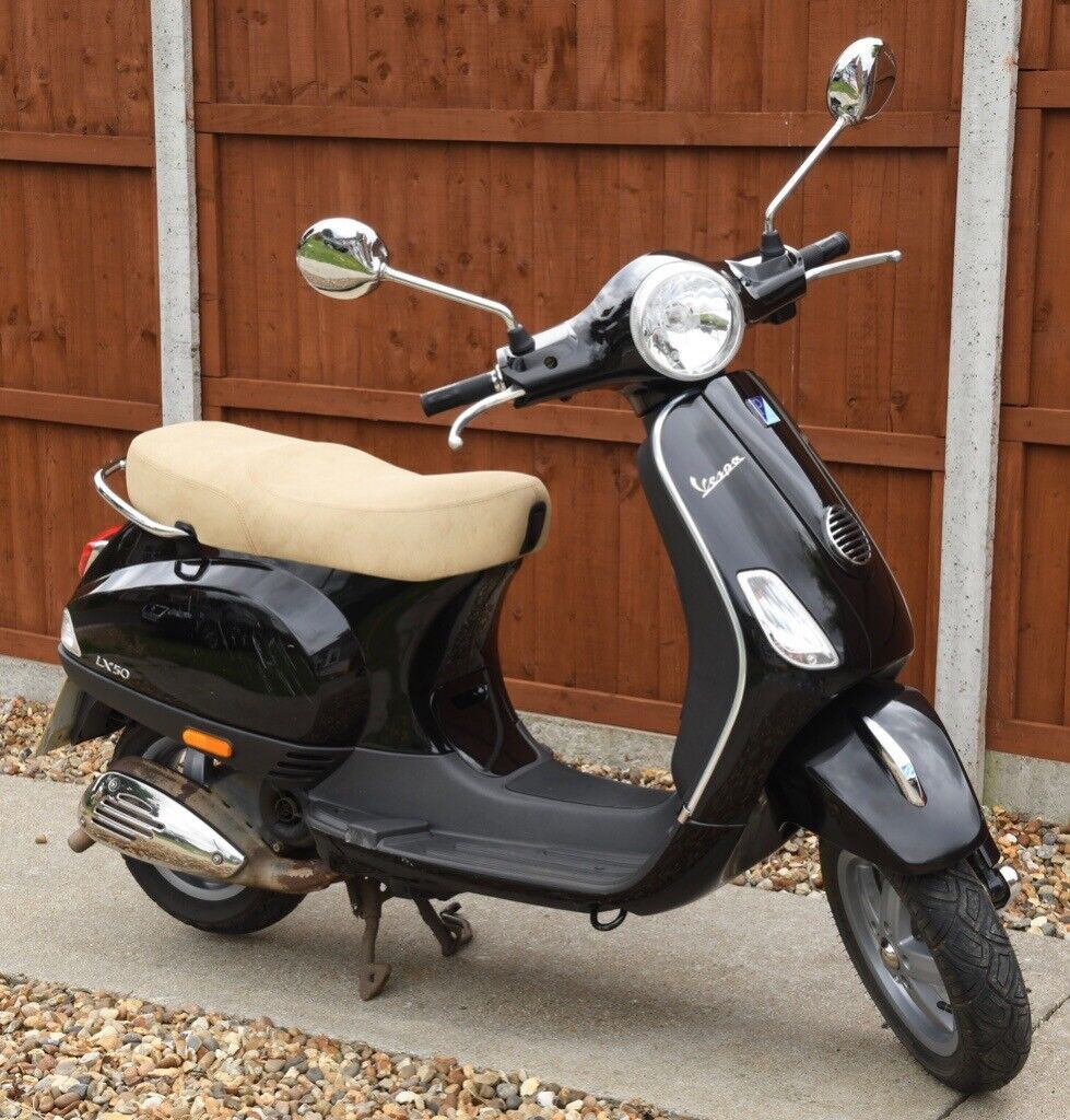  Piaggio  Vespa  LX 50 2010 Black in Diss Norfolk Gumtree