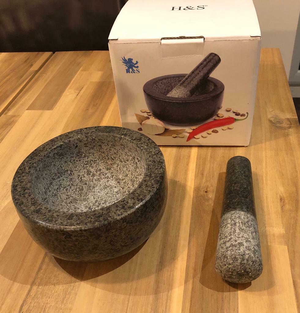 H&S Pestle and Mortar Set Premium Solid Granite Stone Large Black