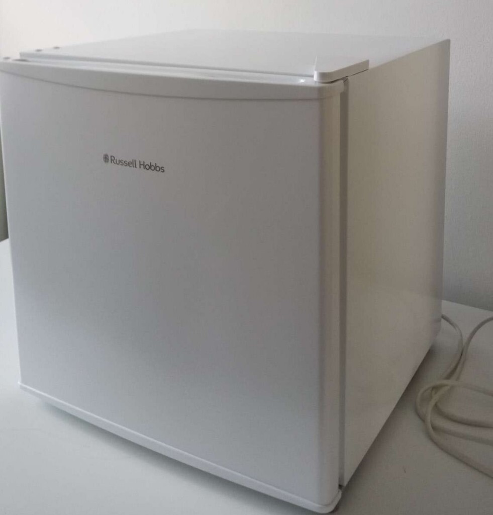 NEW Russell Hobbs Mini Fridge . Model RHTTLF1 in Westminster, London