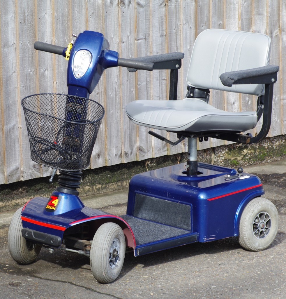 Mobility Scooter Chair Pavement Z4 Zoom Special Edition by Pride