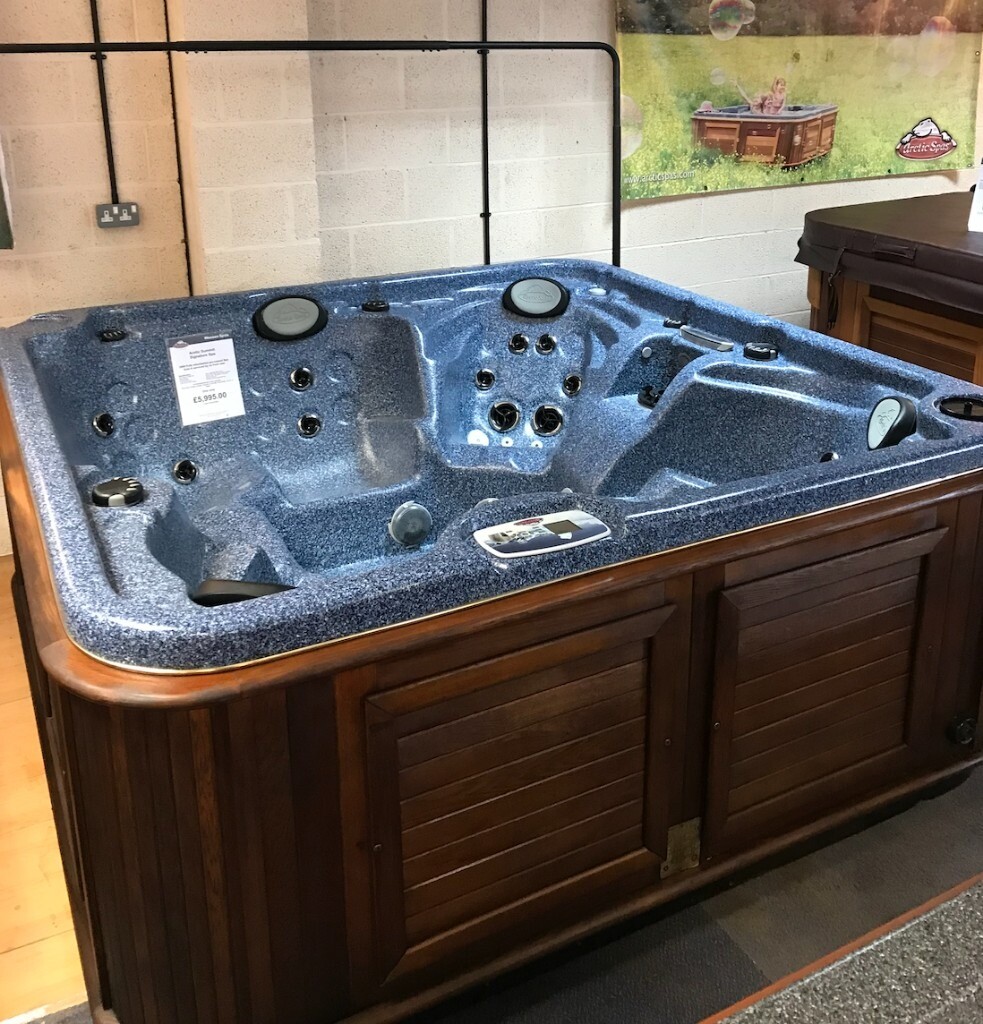 Hot Tub Arctic Spas, Summit Completely Refurbished in Poole