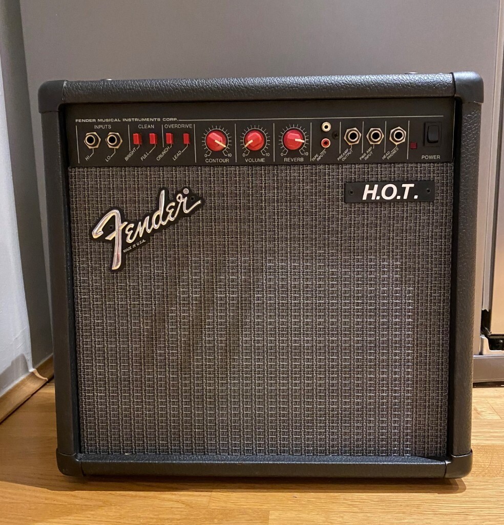 1992 Fender H.O.T. Red Knob series amplifier in Heathrow, London