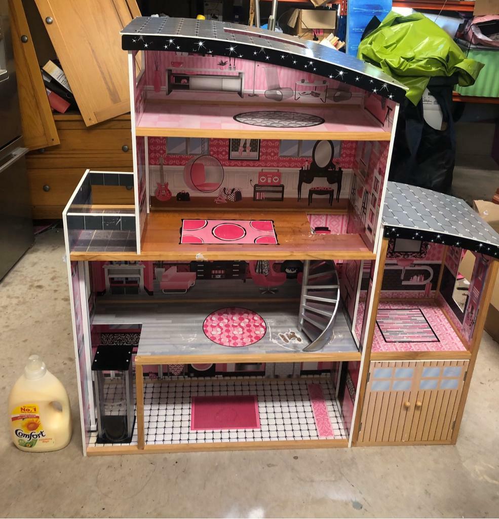 Dolls house in Lisburn, County Antrim Gumtree