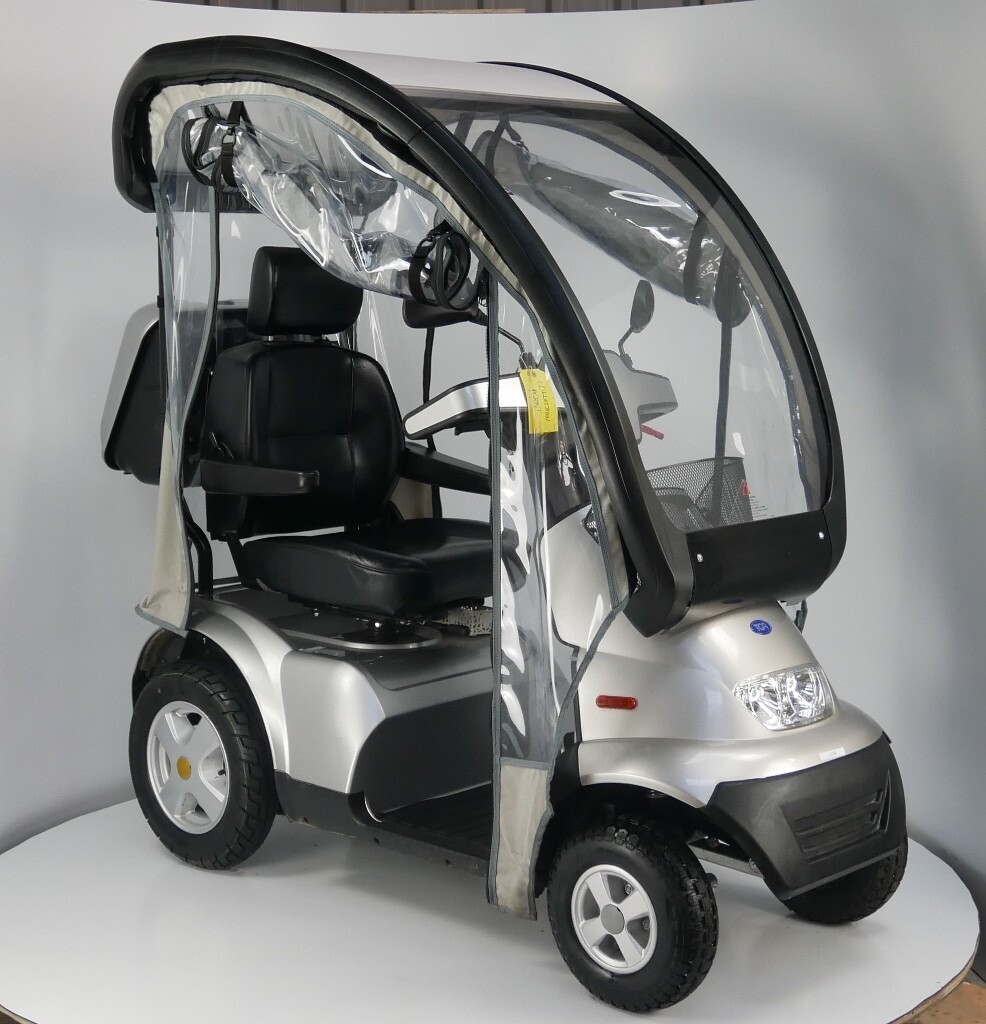 2018 TGA Breeze S4 HD Solid Canopy Mobility Scooter 8mph Grey in East End, Glasgow Gumtree