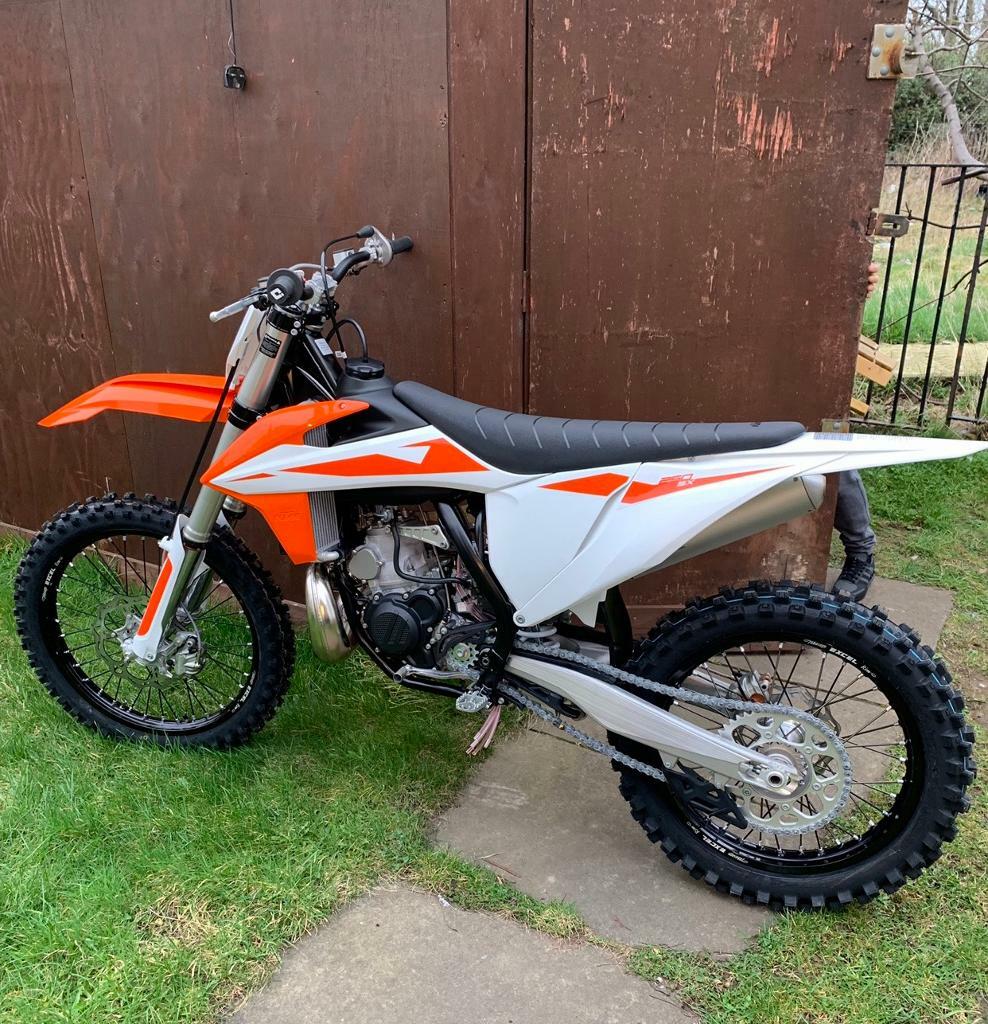 low seat ktm