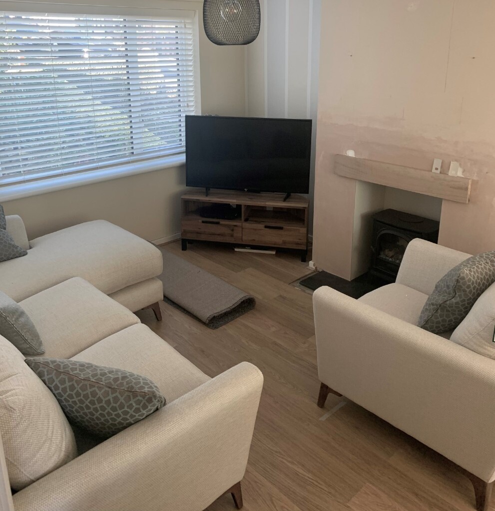 DFS Libby 2 Seater Chaise Sofa + Armchair in Stannington, South