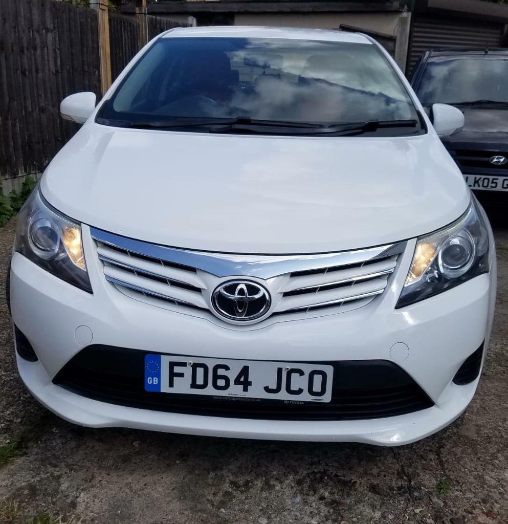 Toyota avensis 2014