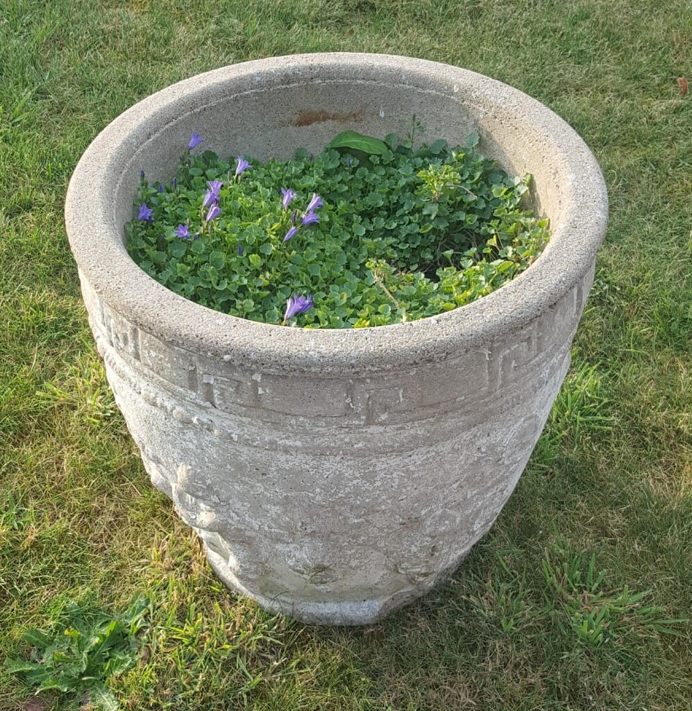 Large stone garden pot. in Emmer Green, Berkshire Gumtree