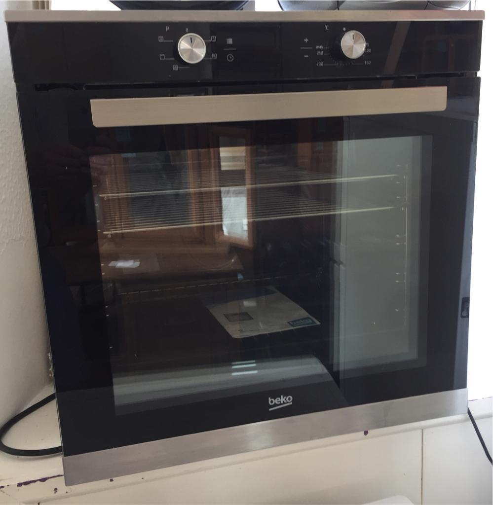 ... Array - beko built in oven as new with user manual in camborne cornwall  rh gumtree