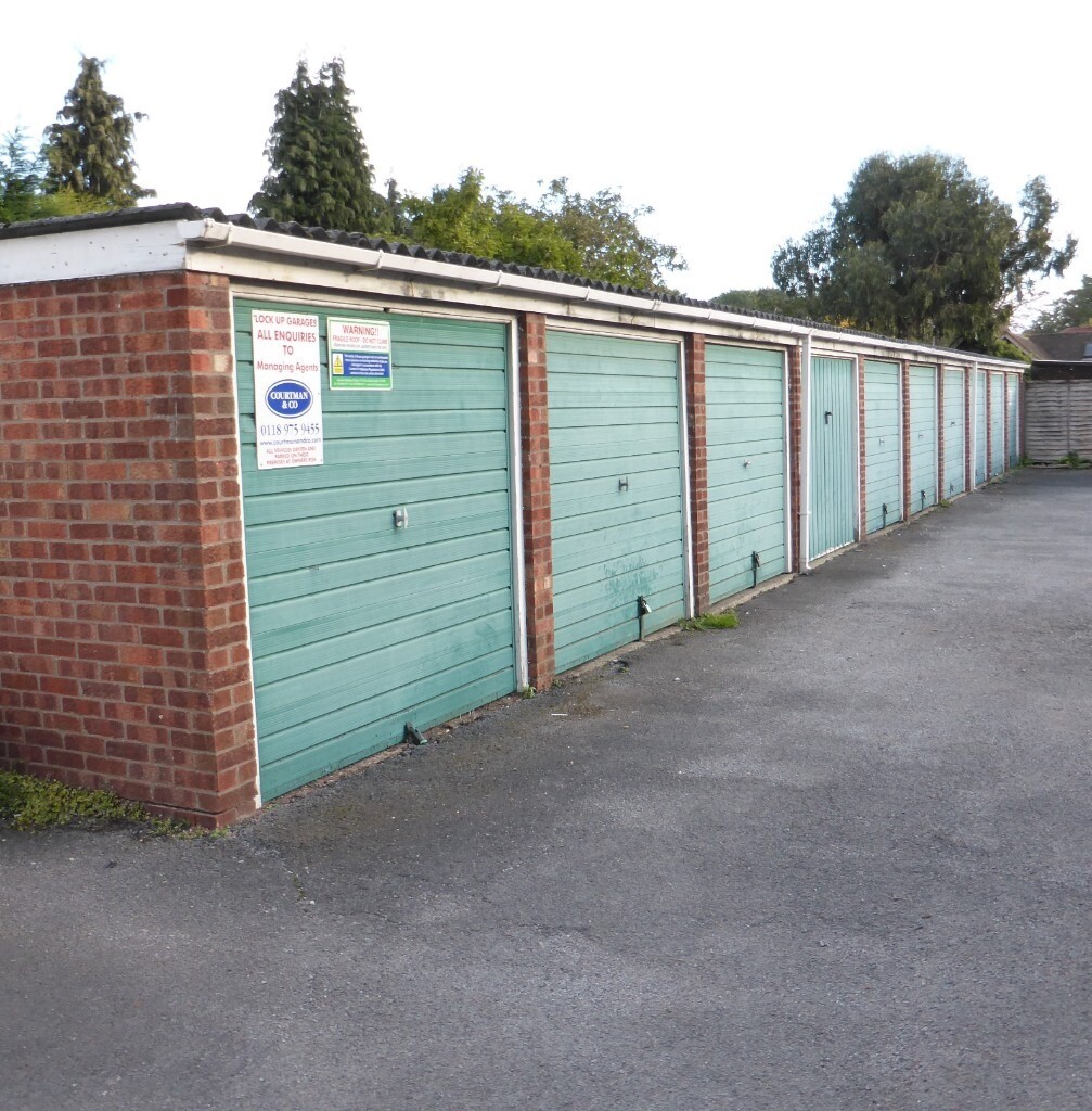 Garage/Parking/Storage to rent Ray Lea Road (Sheridan Court