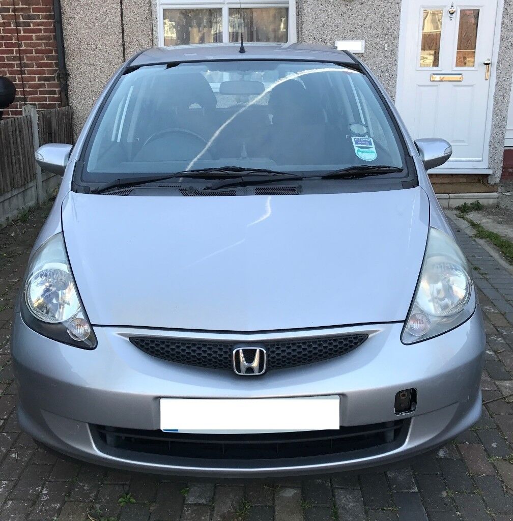 Honda Jazz Automatic Great first car VERY CHEAP SMALL CAR in