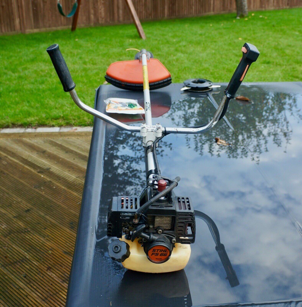 Stihl FS66 Petrol Strimmer / Brushcutter + Attachments in Coxheath
