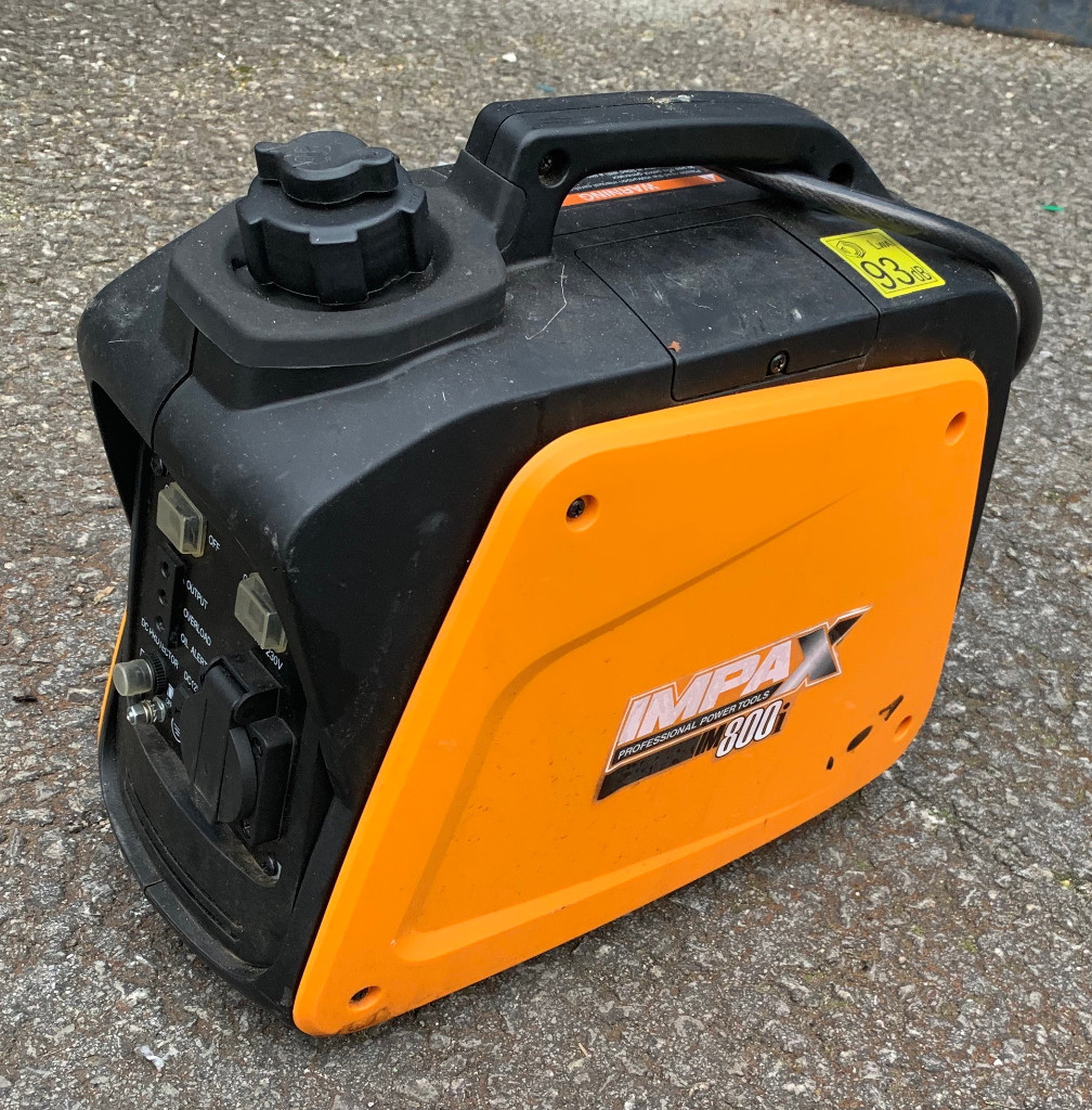 Impax IM800i 750w inverter Petrol Generator in Thurnscoe, South