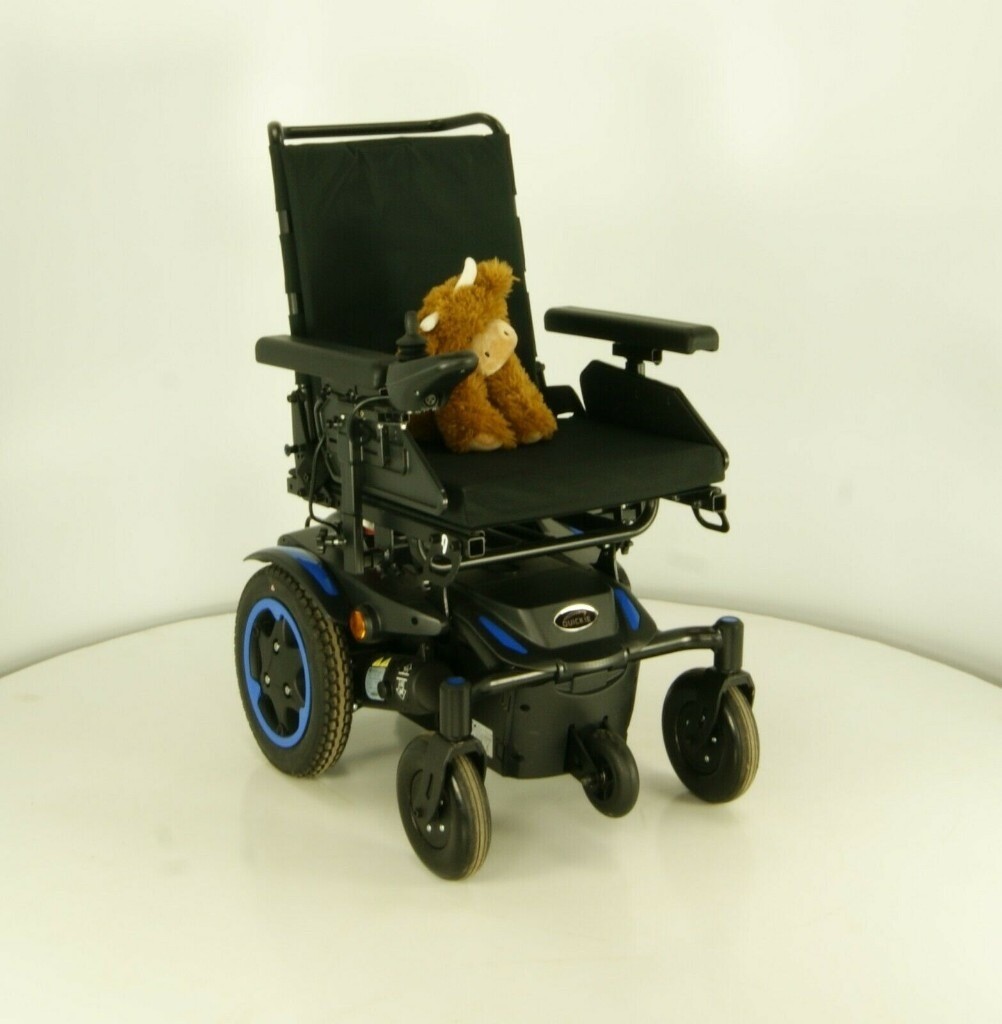 2019 Sunrise Medical Quickie Q100R travel electric wheelchair wheel