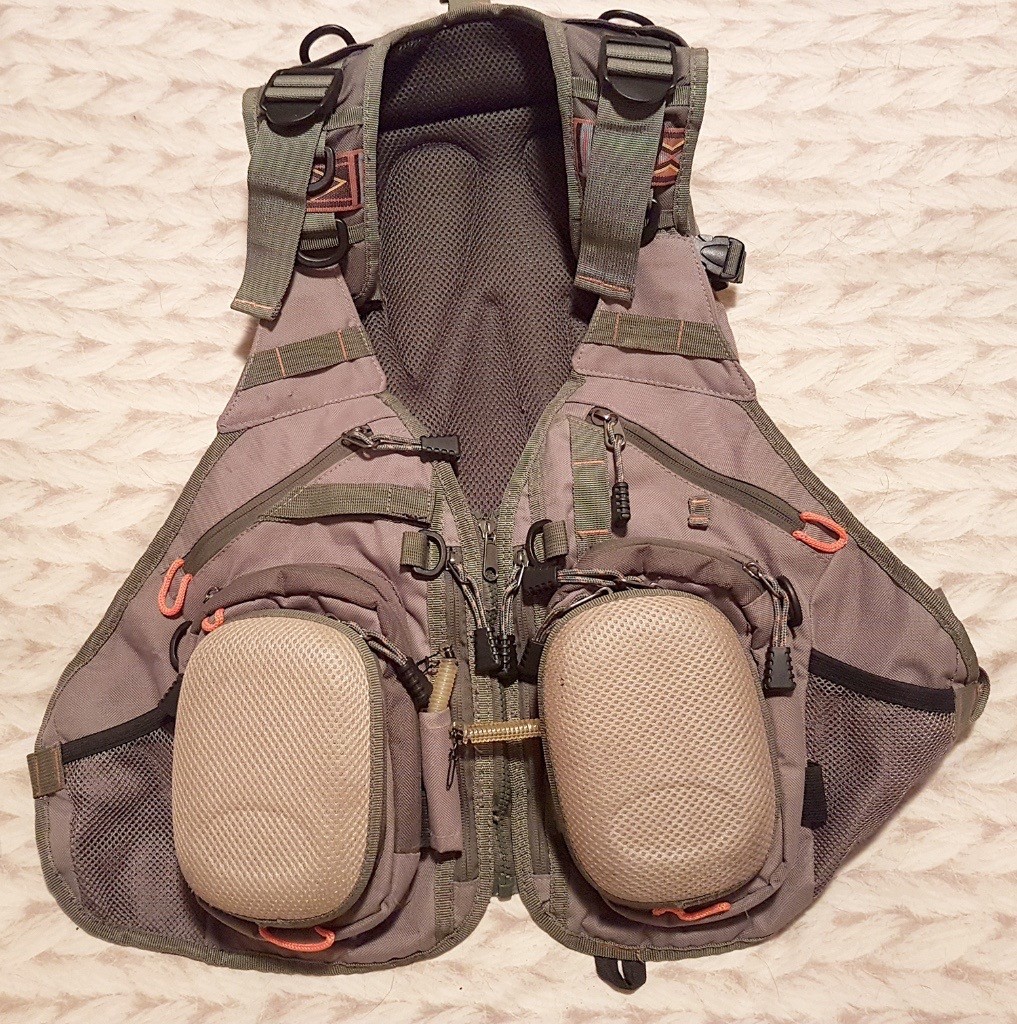 Airflo Outlander Fly Vest, Fly Fishing, Fly reel compartments, Used