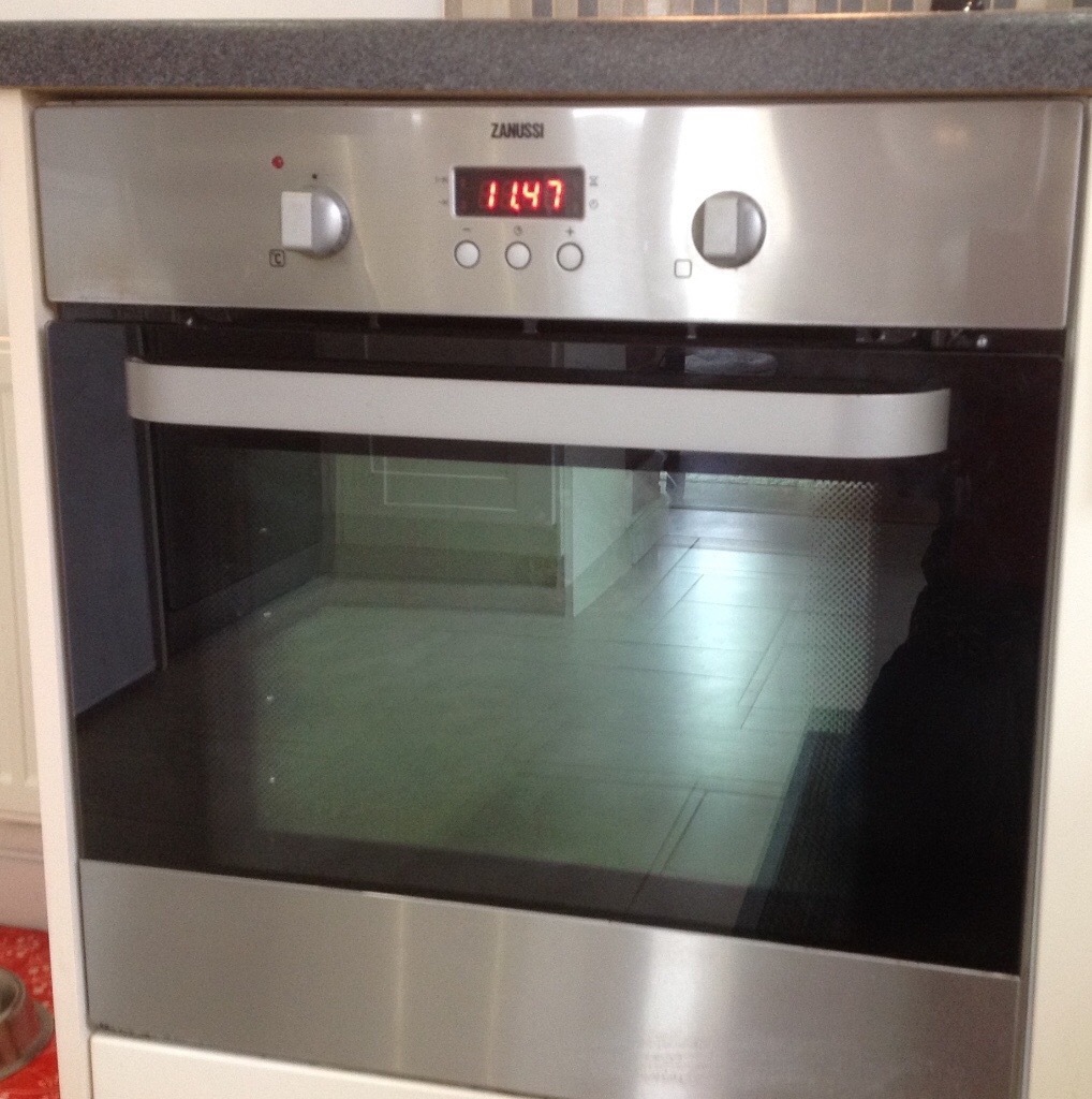 Zanussi built in electric fan oven | in Eastwood, Nottinghamshire | Gumtree