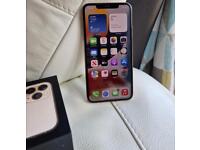 IPhone 11 Pro Max UNLOCKED in gold 64GB 