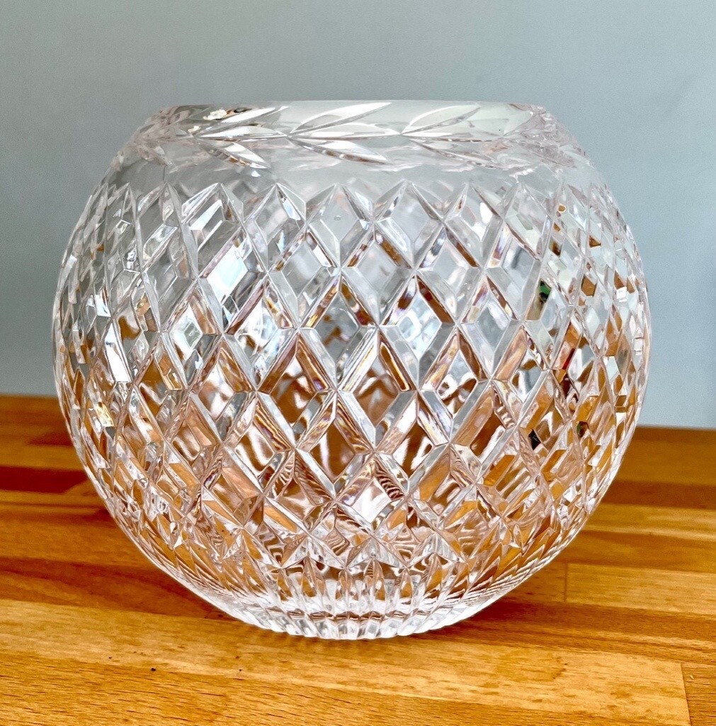 Tyrone Crystal vintage hand cut glass rose bowl in Cheltenham