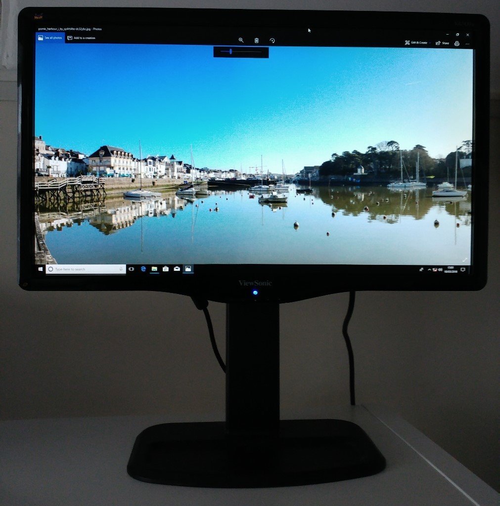 24" Viewsonic 1080P Monitor with upgraded adjustable stand in
