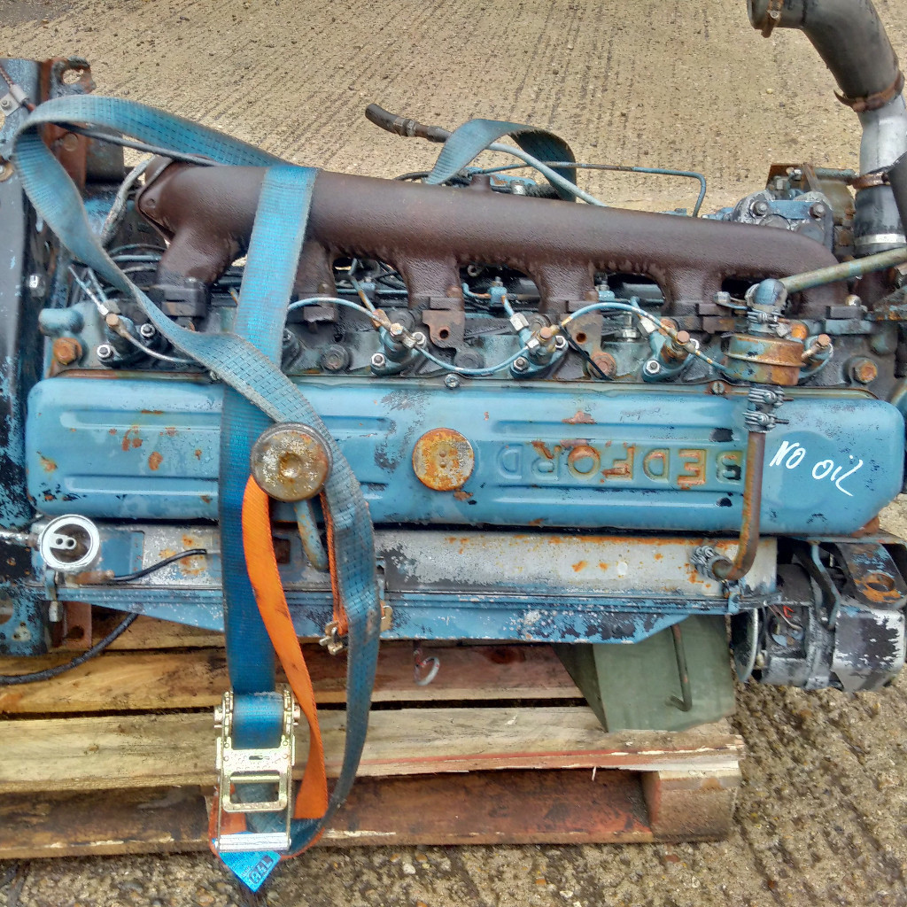 Bedford TK KM 6 cylinder diesel engine and gearbox. in Brentwood